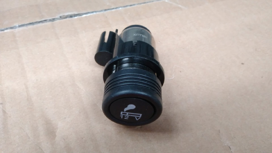 ÇAKMAK İÇİ + GÖVDE KOMPLE PLASTİK KLİPSLİ FORD TRANSIT (01-) - MONDEO (10-) - FIESTA V 98AG15K047A