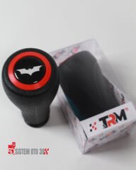 TRMV-BATMAN UZUN KIRMIZI ŞERİT VİTES TOPUZU |  | ARAÇ İÇİ AKSESUARLAR